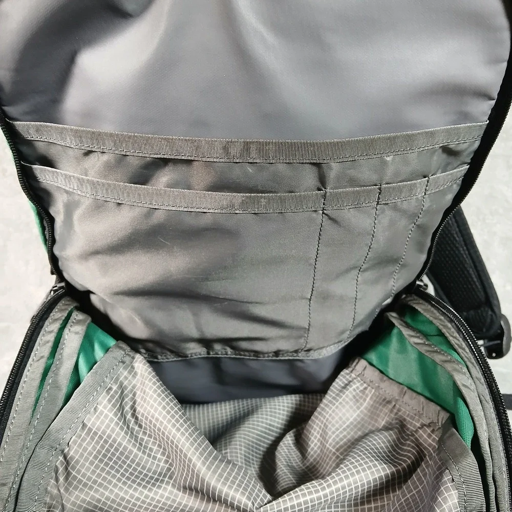 Timbuk2 Q Laptop Backpack Green Commuter Travel School Bag